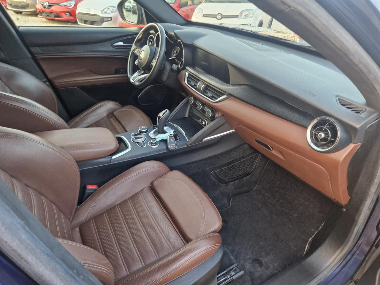 Alfa Romeo Stelvio 2.2 190CV - 2021
