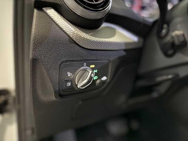Audi Q2 35 TDI S tronic S line Edition