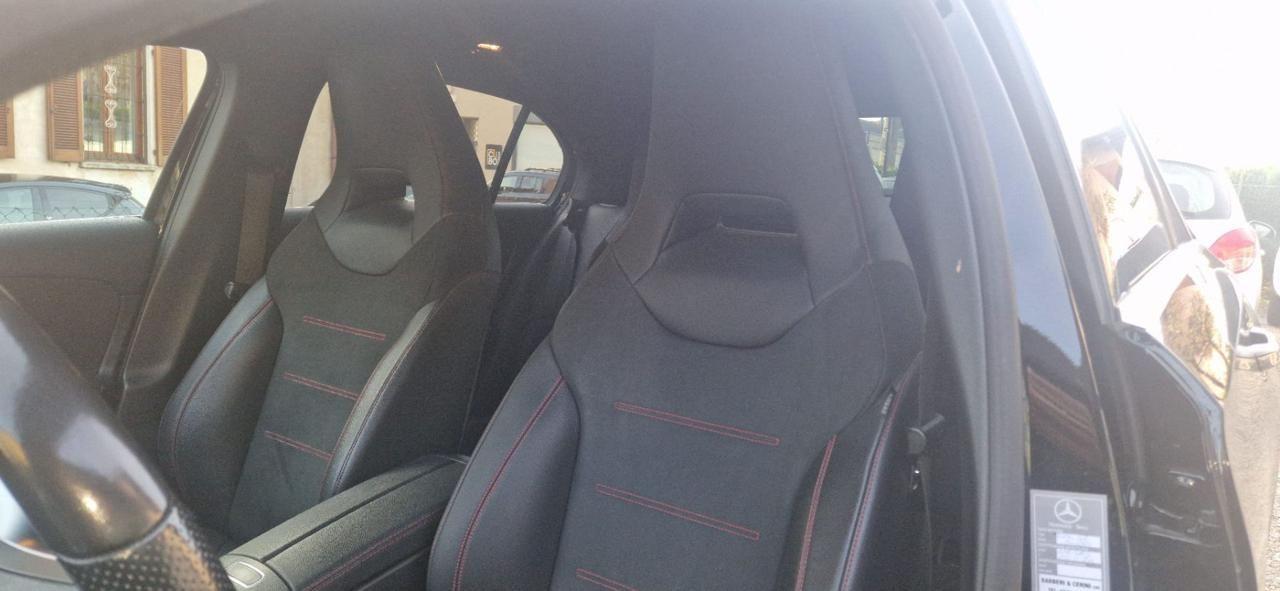 MERCEDES-BENZ A 250 Automatic 4Matic AMG Line Premium