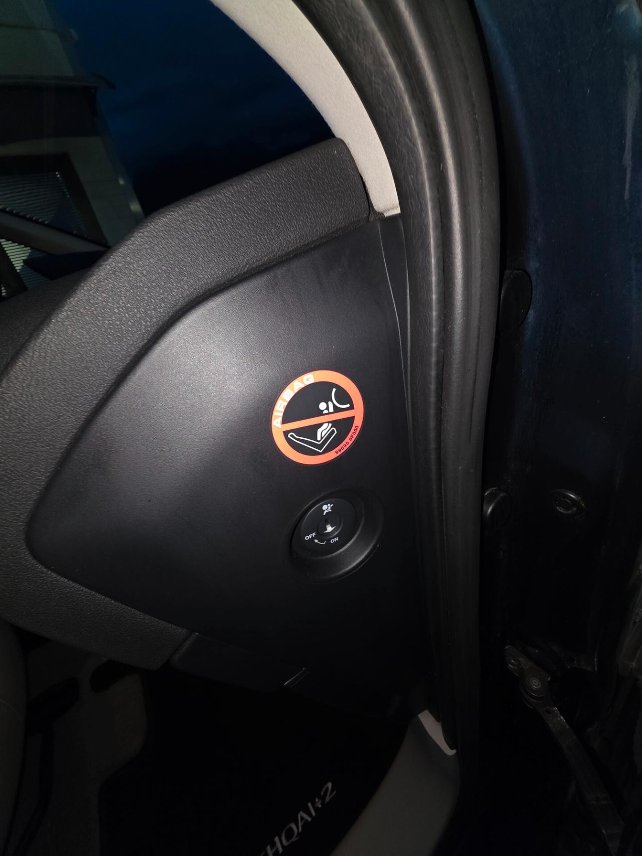 Nissan Qashqai Qashqai+2 2.0 dCi DPF 4WD aut. n-tec