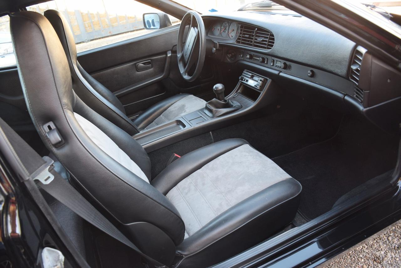 Porsche 944 MONOSPECCHIO ASI 2.5 5M 163CV EPOCA