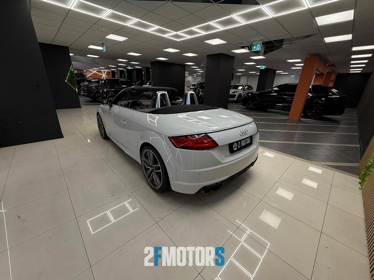 Audi TT TTS Roadster 2.0 TFSI 310 CV quattro S tronic