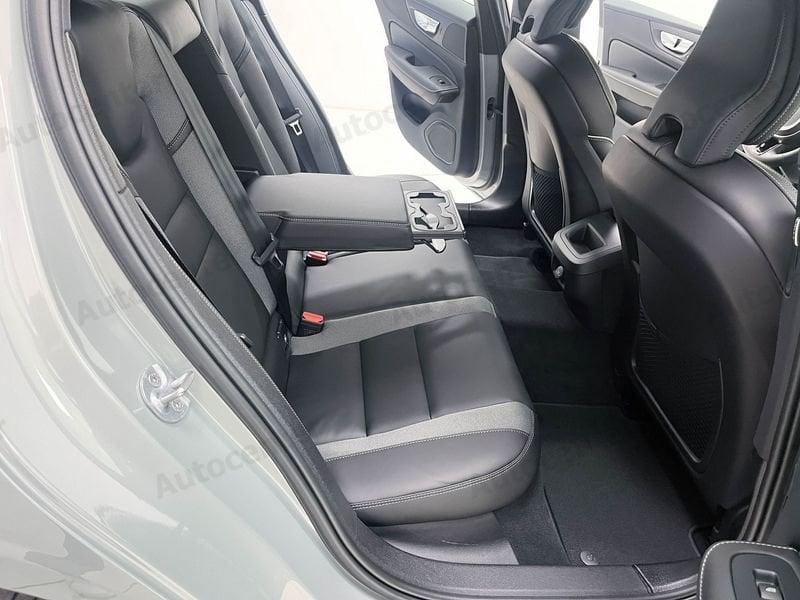 Volvo S60 B4 (b) automatico Plus Dark