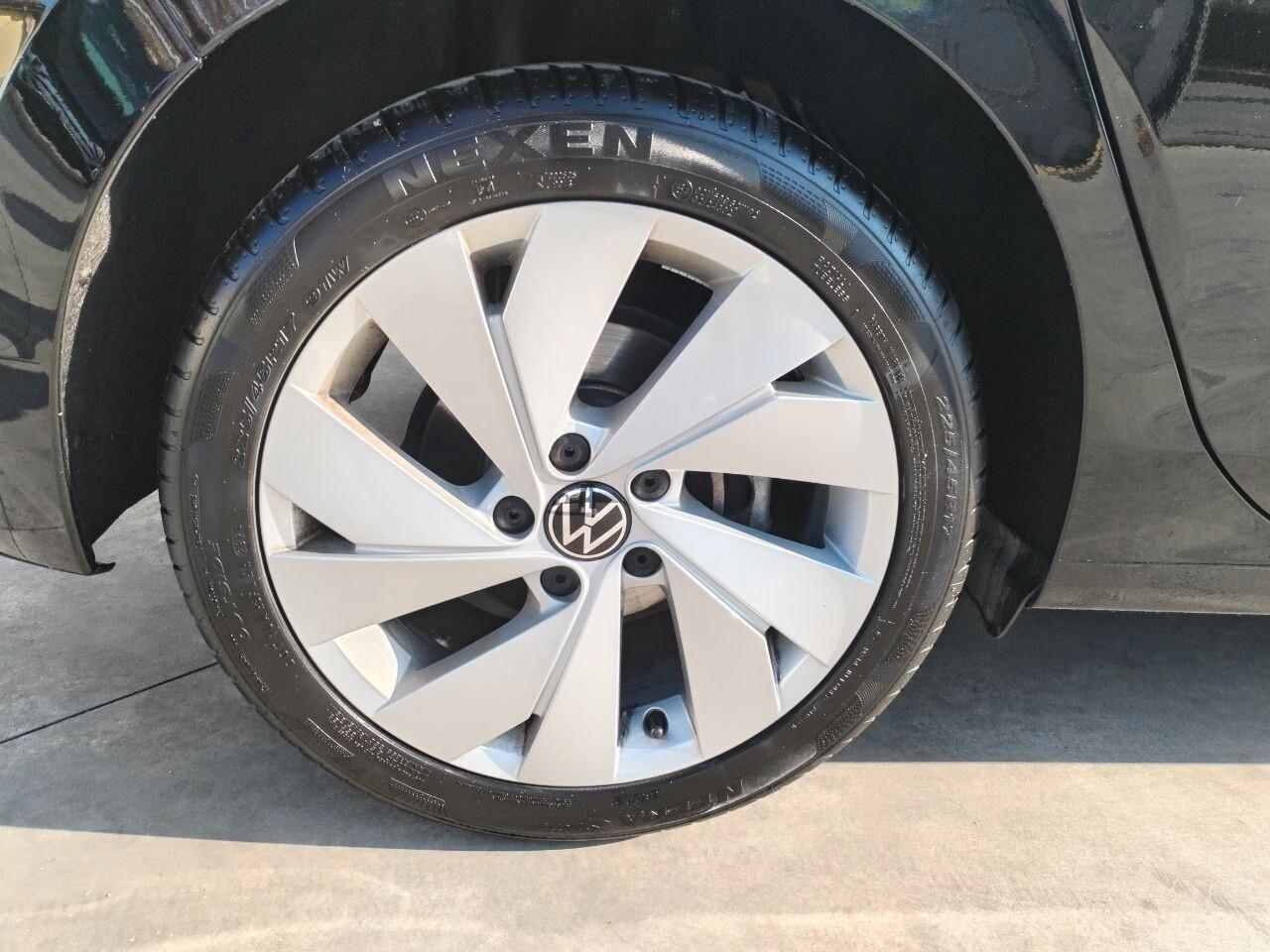 Volkswagen Golf 2.0 TDI 150 CV DSG SCR Style