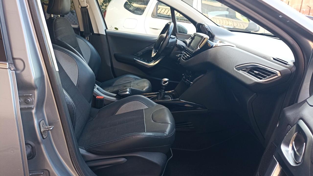 Peugeot 2008 BlueHDi 120 S&S Allure