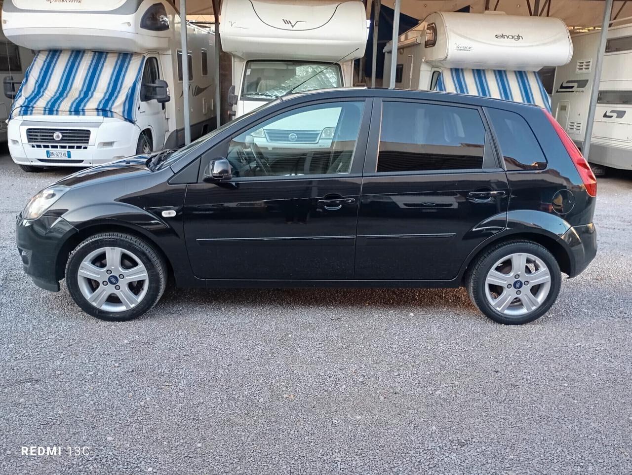 Ford Fiesta 1.2 PARI AL NUOVO GARANZIA 12 MESI.