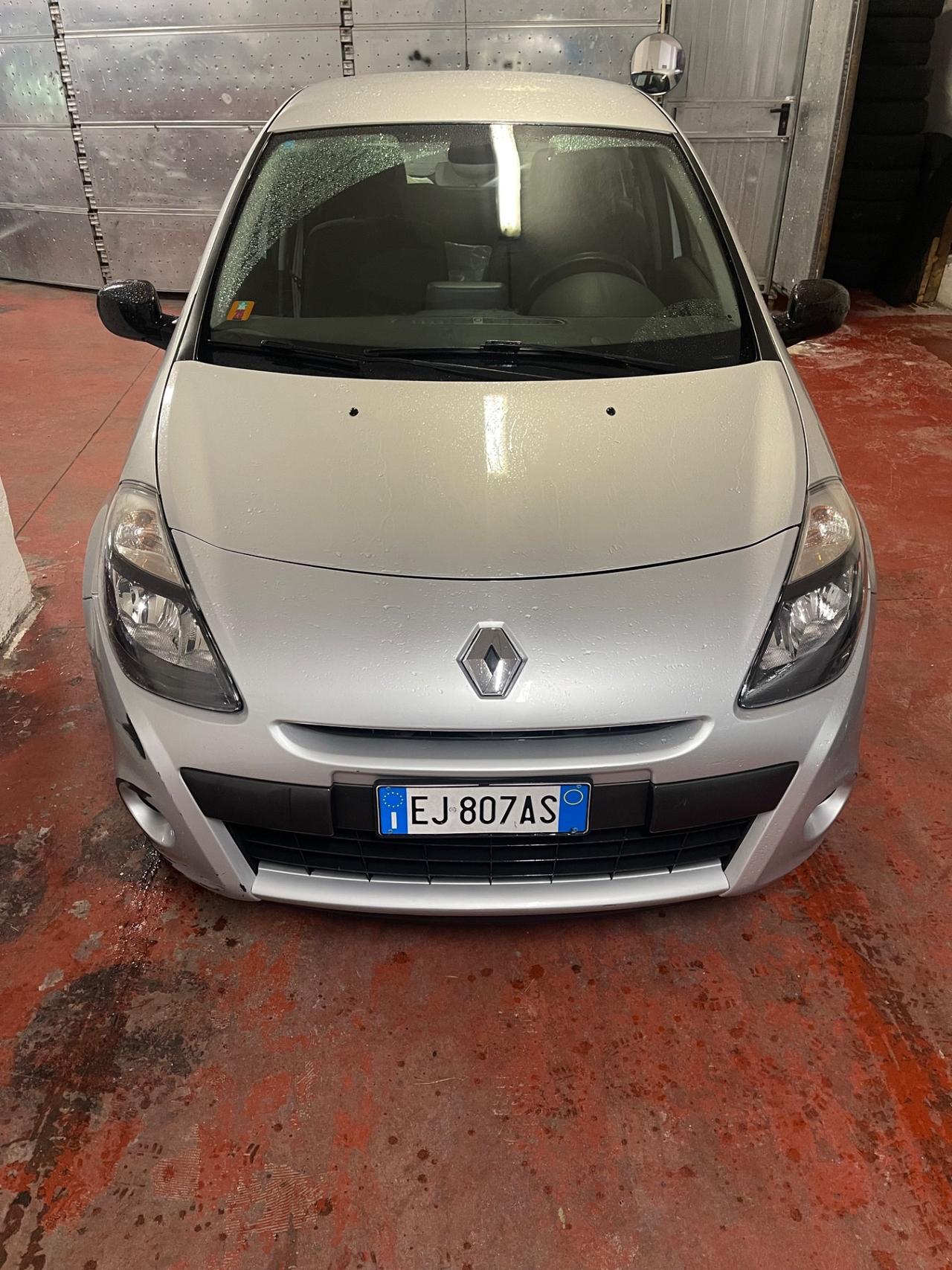 Renault Clio 1.2 16V 5 porte Dynamique