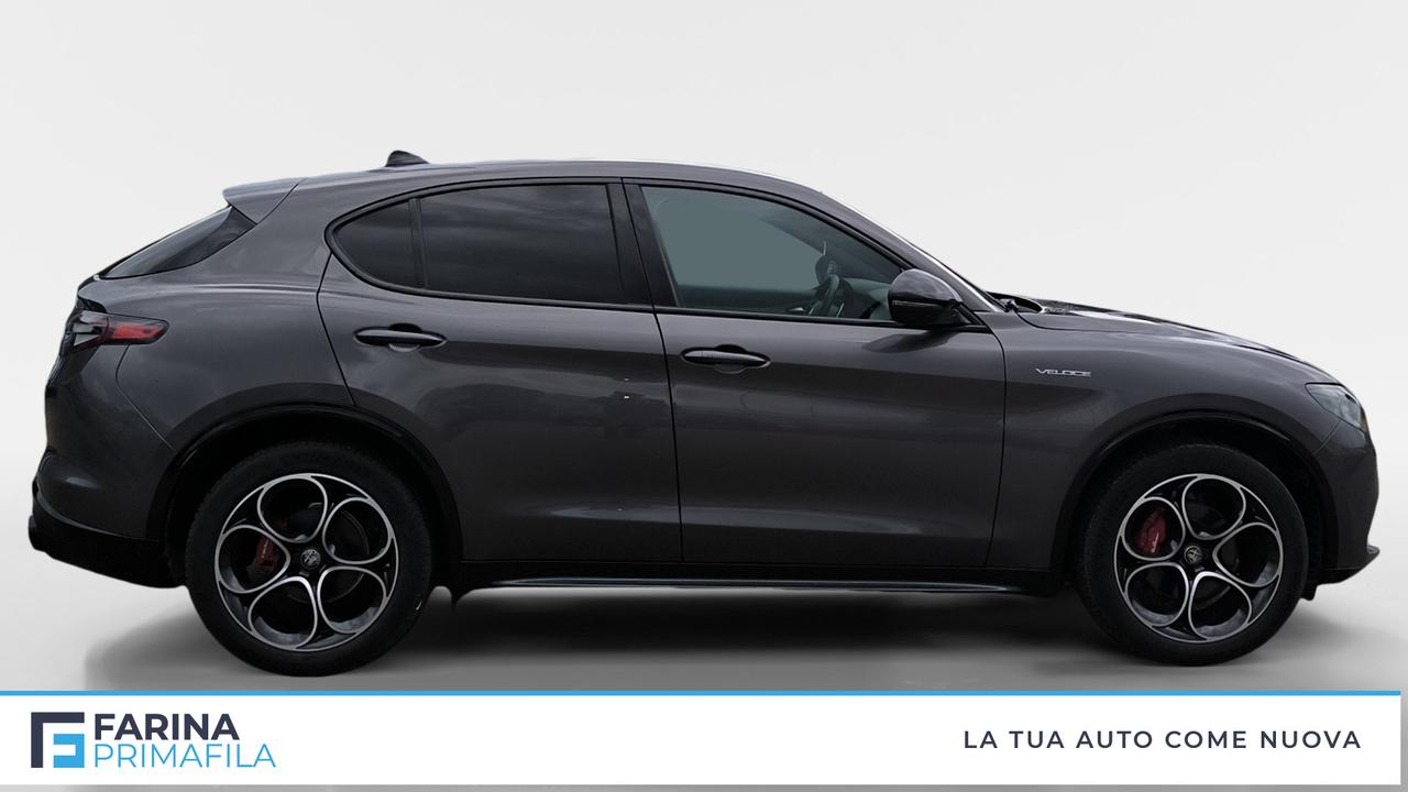 ALFA ROMEO Stelvio 2023 - Stelvio 2.2 t Sprint Q4 210cv auto
