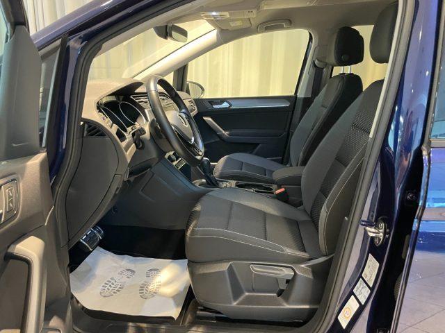 VOLKSWAGEN Touran 2.0 TDI DSG Business GANCIO Navi Bluetooth