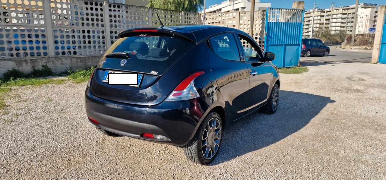 Lancia Ypsilon 0.9 TwinAir 85 CV 5 porte S&S DFN Platinum