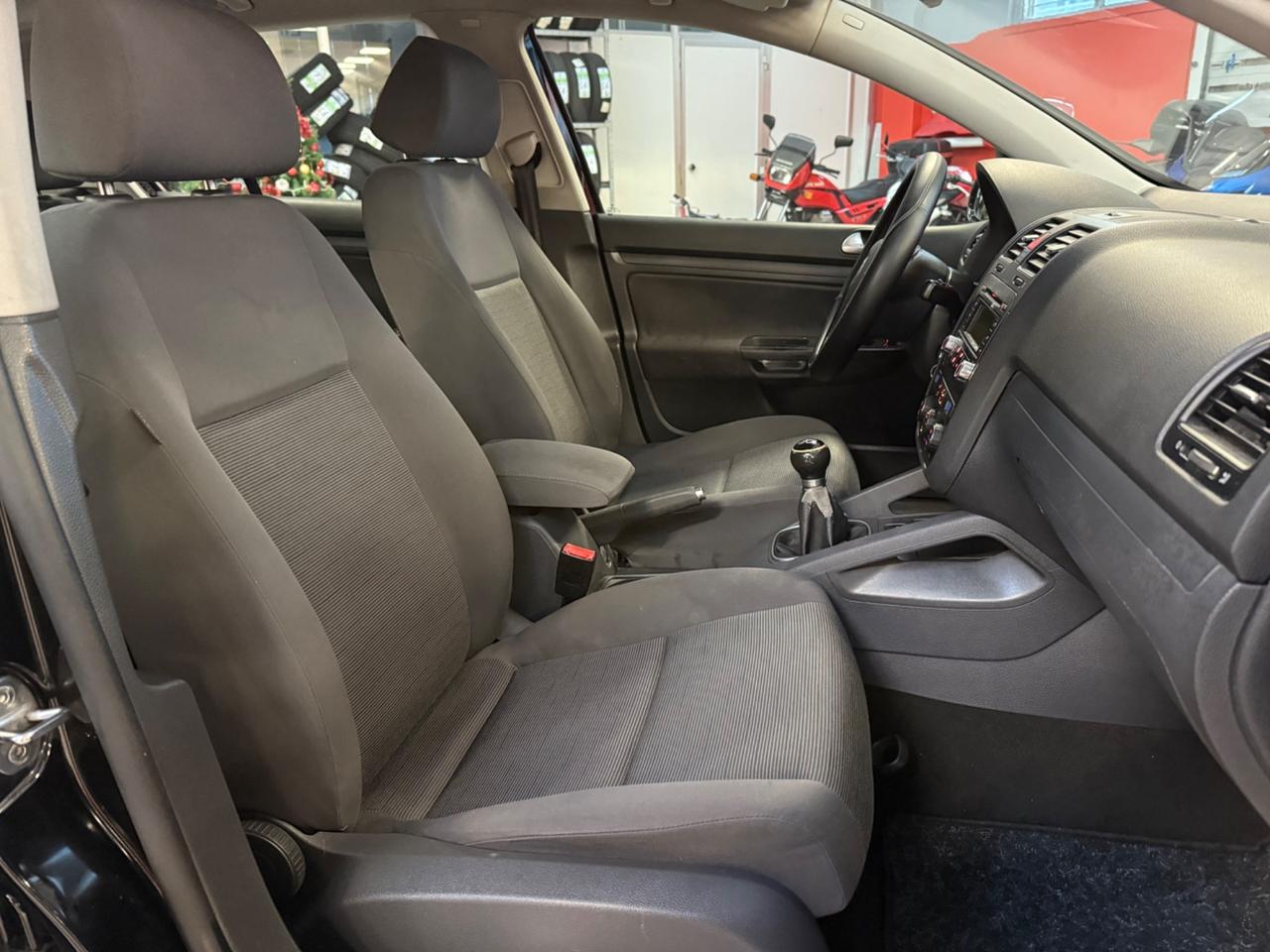 Volkswagen Golf 1.9 TDI 105 CV Sportline