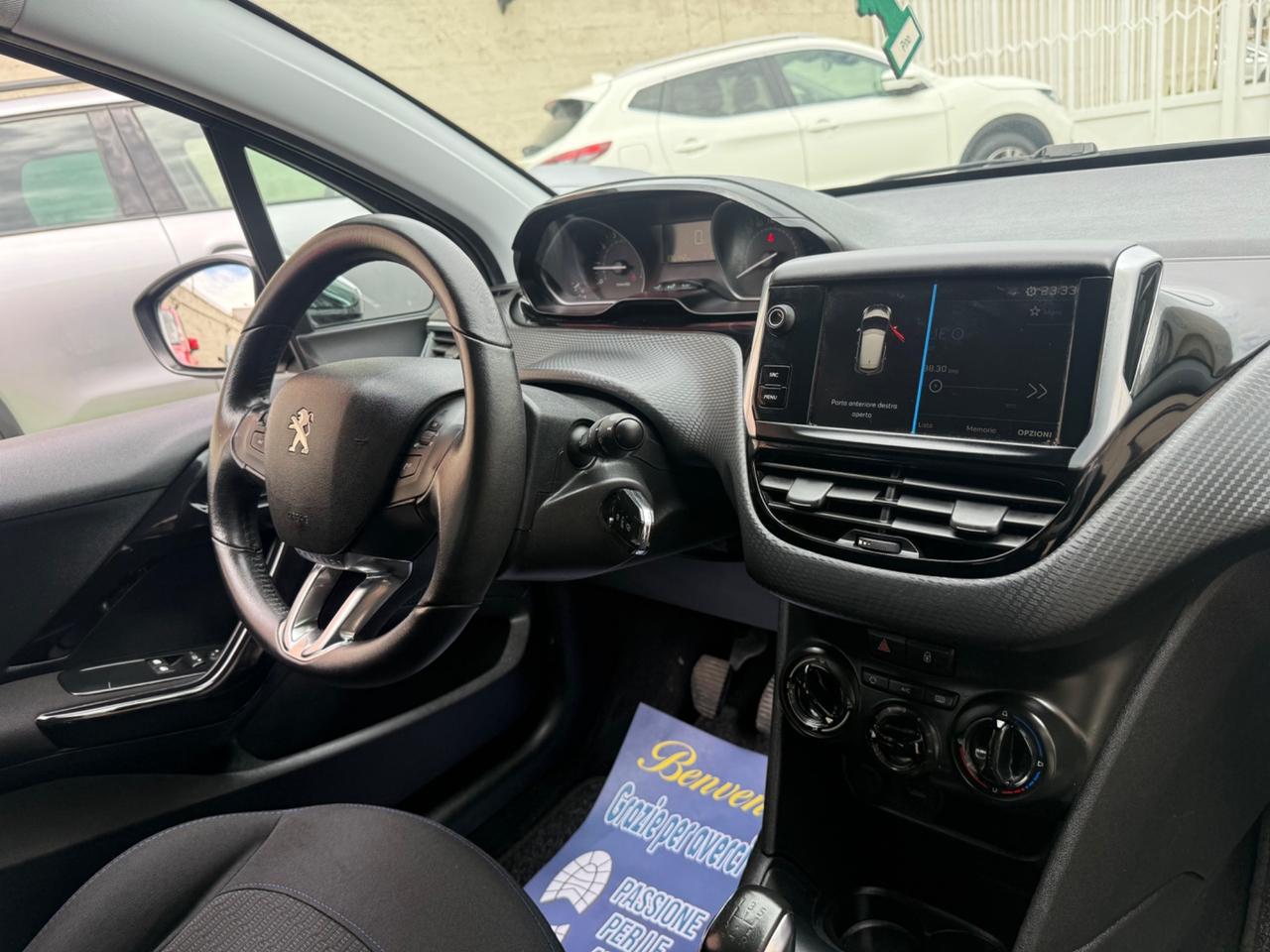 Peugeot 208 1.2benzina 5 porte Style - 2018