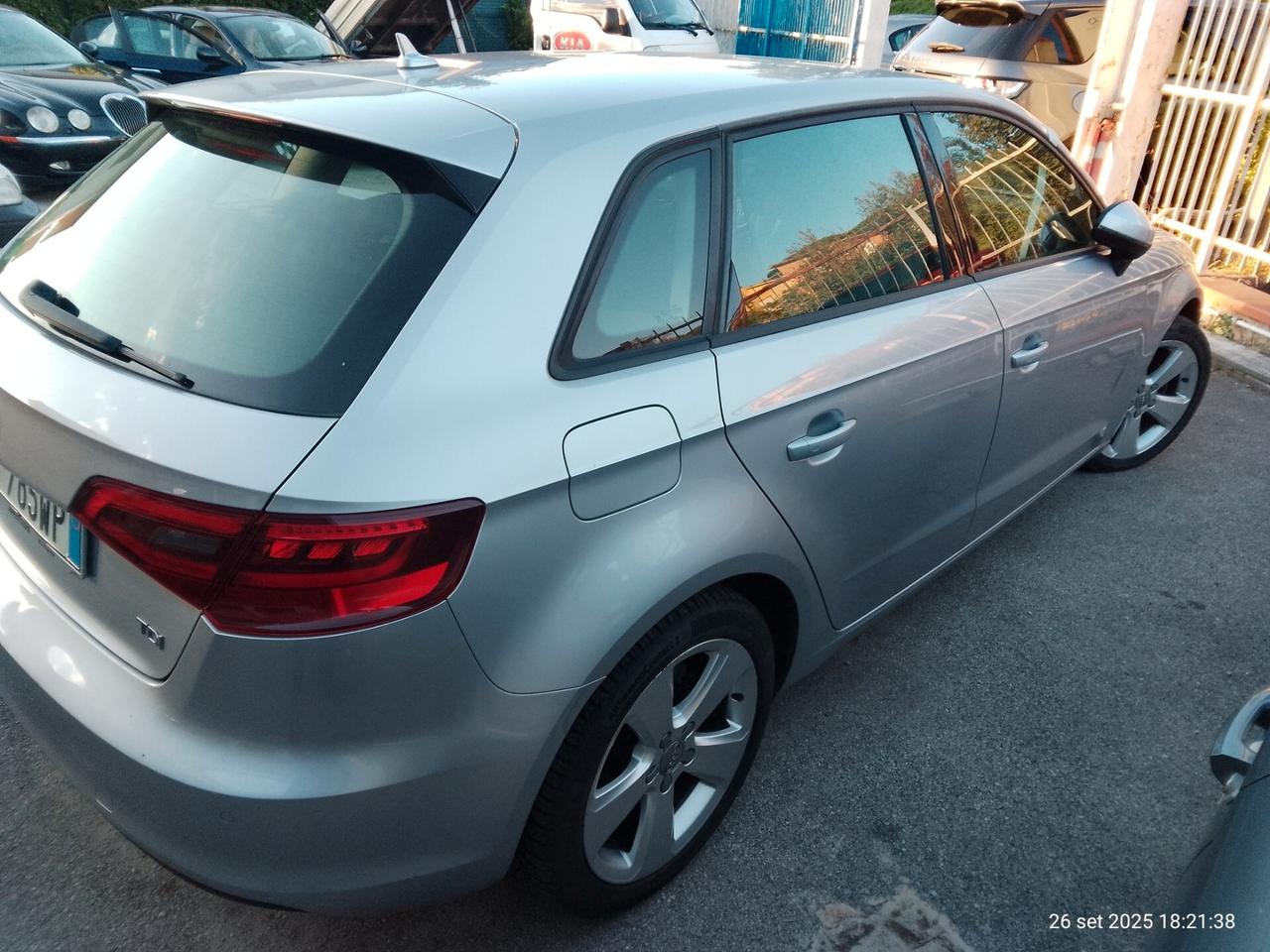 Audi A3 SPB 1.6 TDI AMBITION 2015