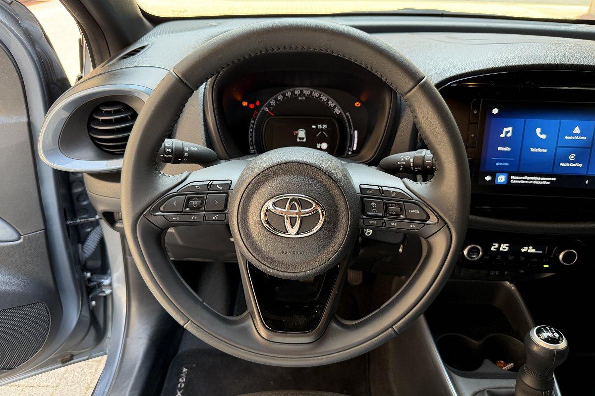 TOYOTA Aygo X 1.0 VVT-i 72 CV 5 porte Trend