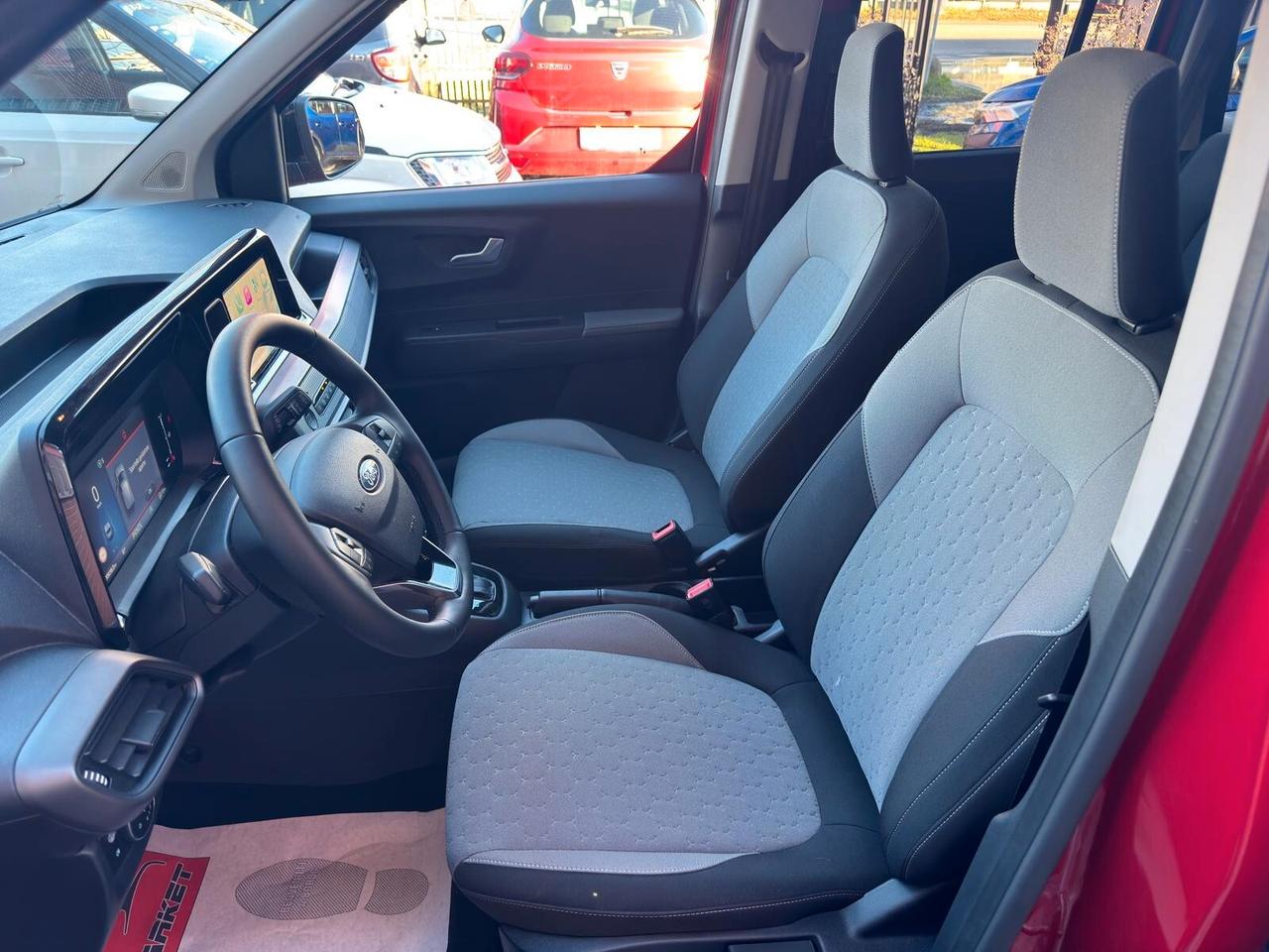 Ford Tourneo Courier 1.0 EcoBoost 125cv Powershift Titanium