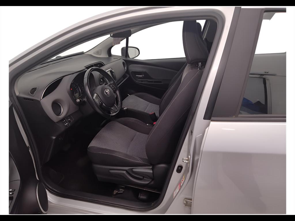 TOYOTA Yaris III 2015 - Yaris 5p 1.5h Active my16