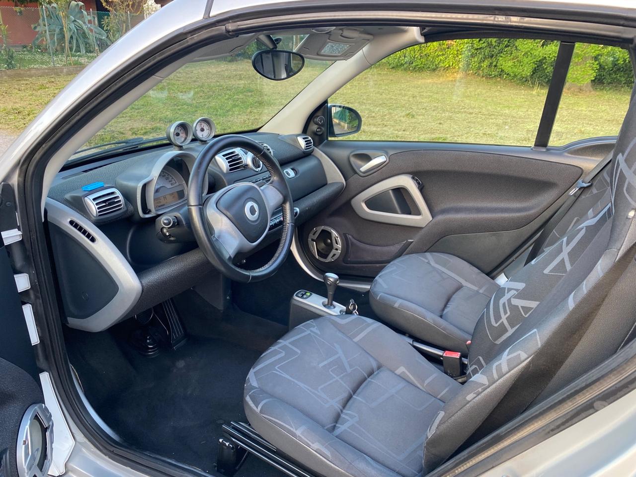 Smart ForTwo 1000 52 kW MHD cabrio pulse