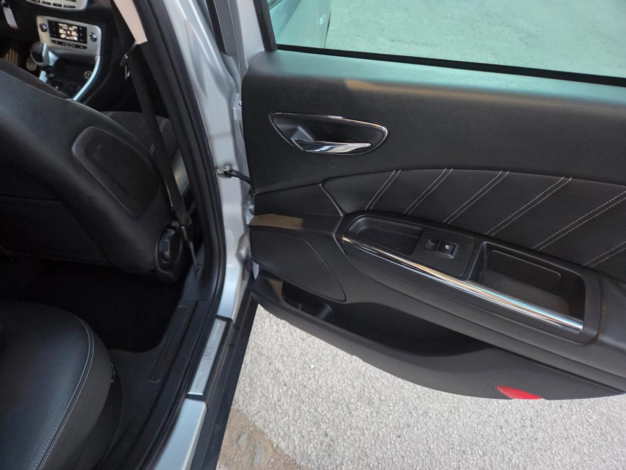 LANCIA DELTA 1.6 120 CV TETTO APRIBILE CERCHI 18 KMCERT