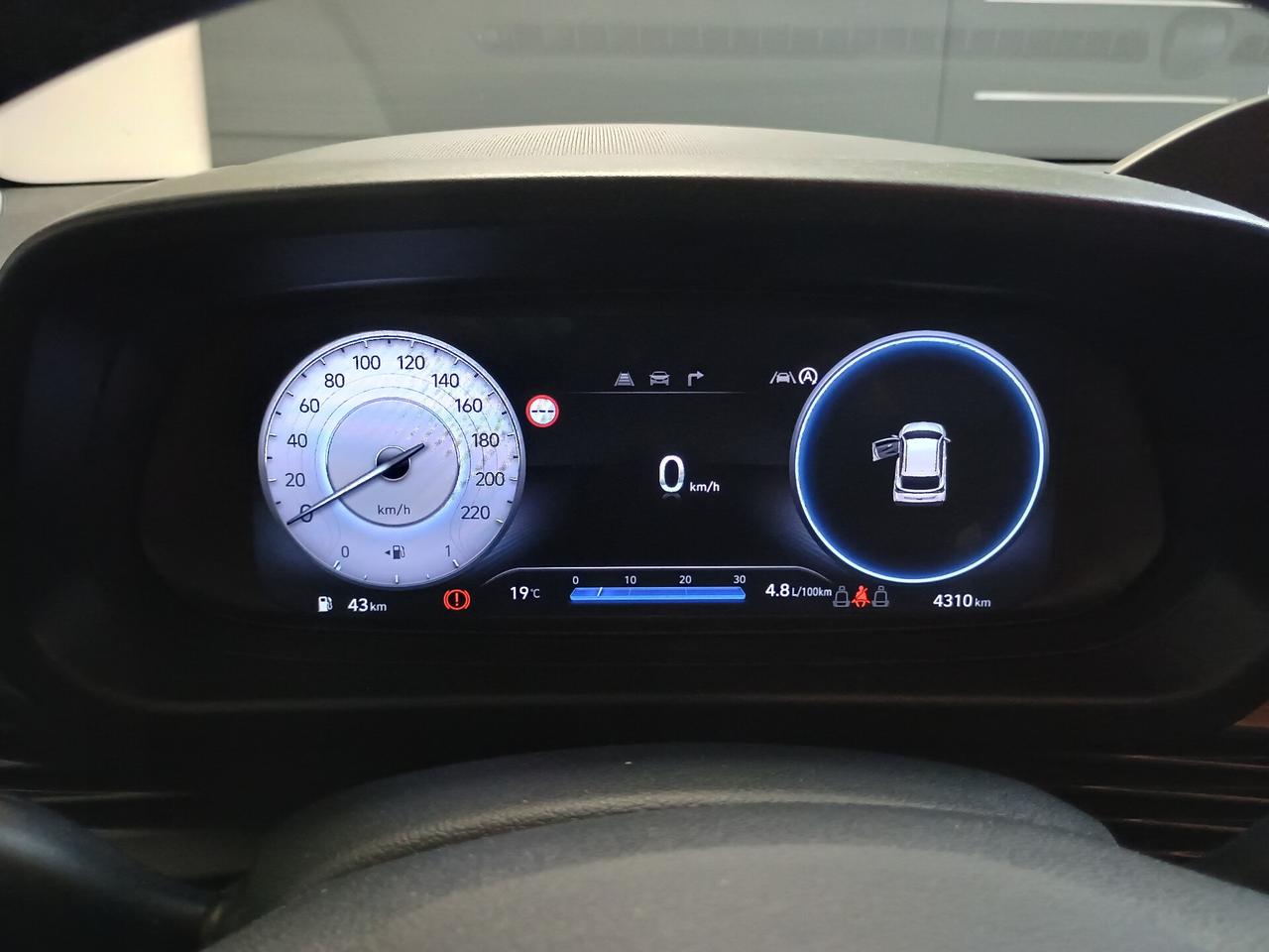 Hyundai i20 1.2 MPI MT Connectline