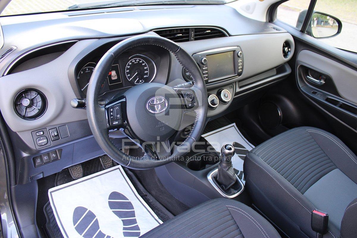 TOYOTA Yaris 1.0 5 porte Active