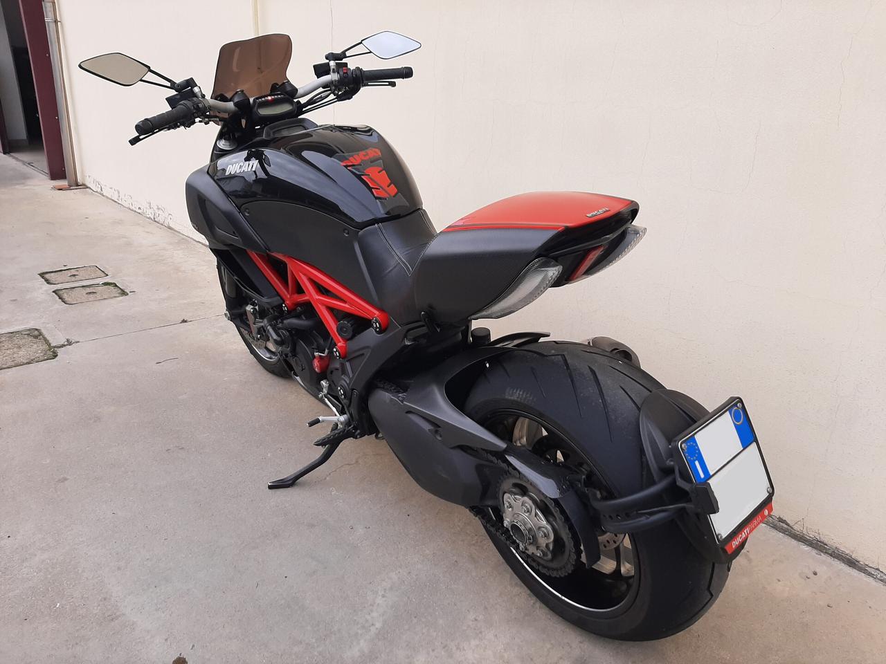 Ducati Diavel 1200 Carbon ABS
