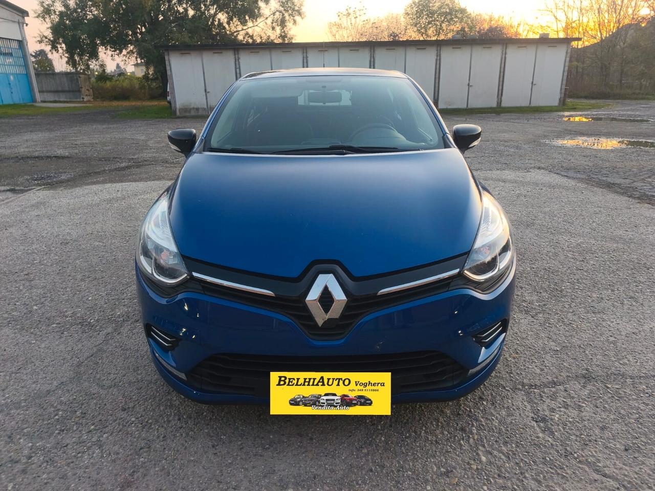 Renault Clio 2018---1.0 Benzina Neopatentati