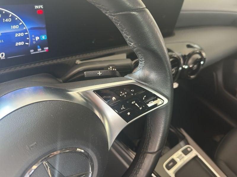 Mercedes-Benz Classe A A 180 d Advanced Auto