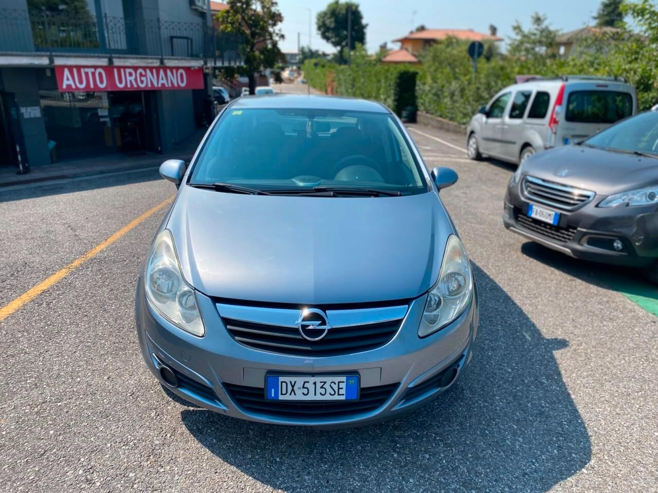 Opel Corsa 1.2 5 porte Easytronic Cosmo