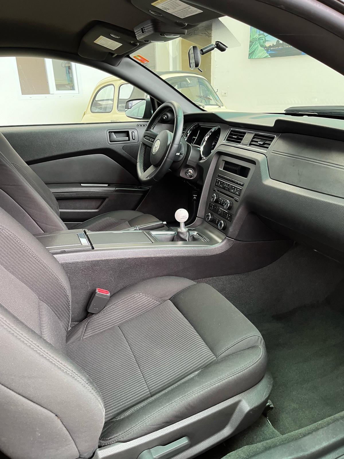 Ford Mustang Ford Mustang 3.7 V6 305Cv