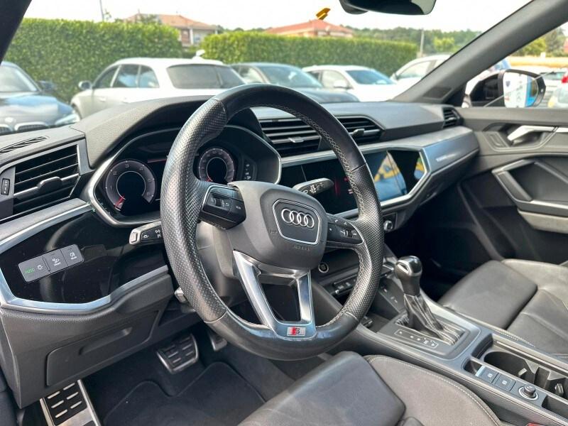 AUDI Q3 2ª serie Q3 SPB 40 TDI quattro S troni...