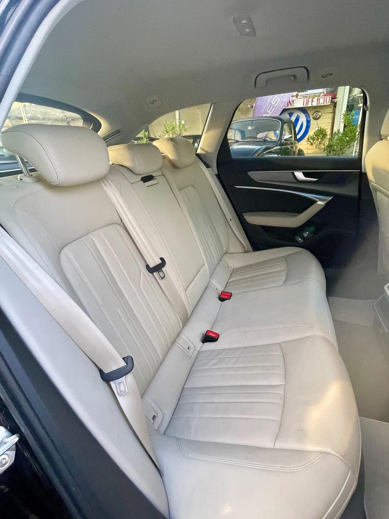 Audi A6 allroad 55 TFSI 3.0 quattro S tronic Business Advanced