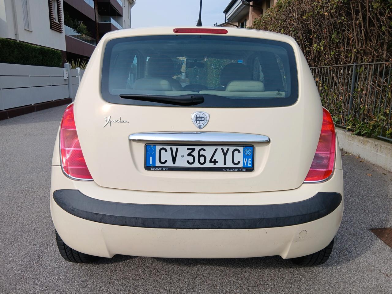 Lancia Ypsilon 1.2 Argento Unico proprietario