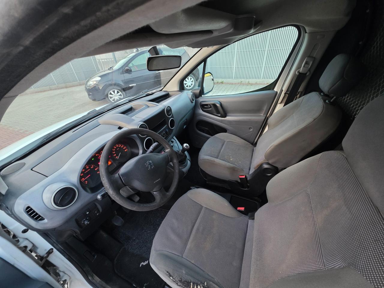 Peugeot Partner 1.6 HDi 90cv vista provata piaciuto