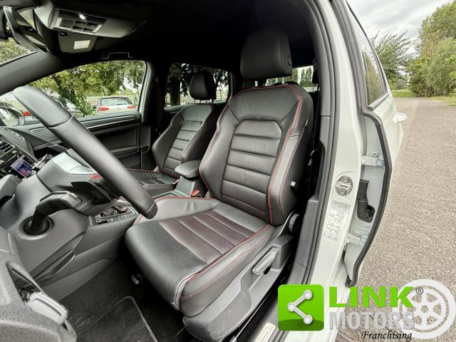 VOLKSWAGEN Golf GTI PERFORMANCE