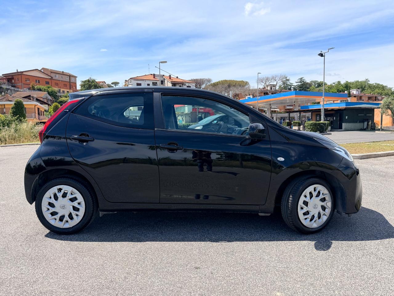 Toyota Aygo 1.0 VVT-i 72 CV 5 porte x-cool MMT