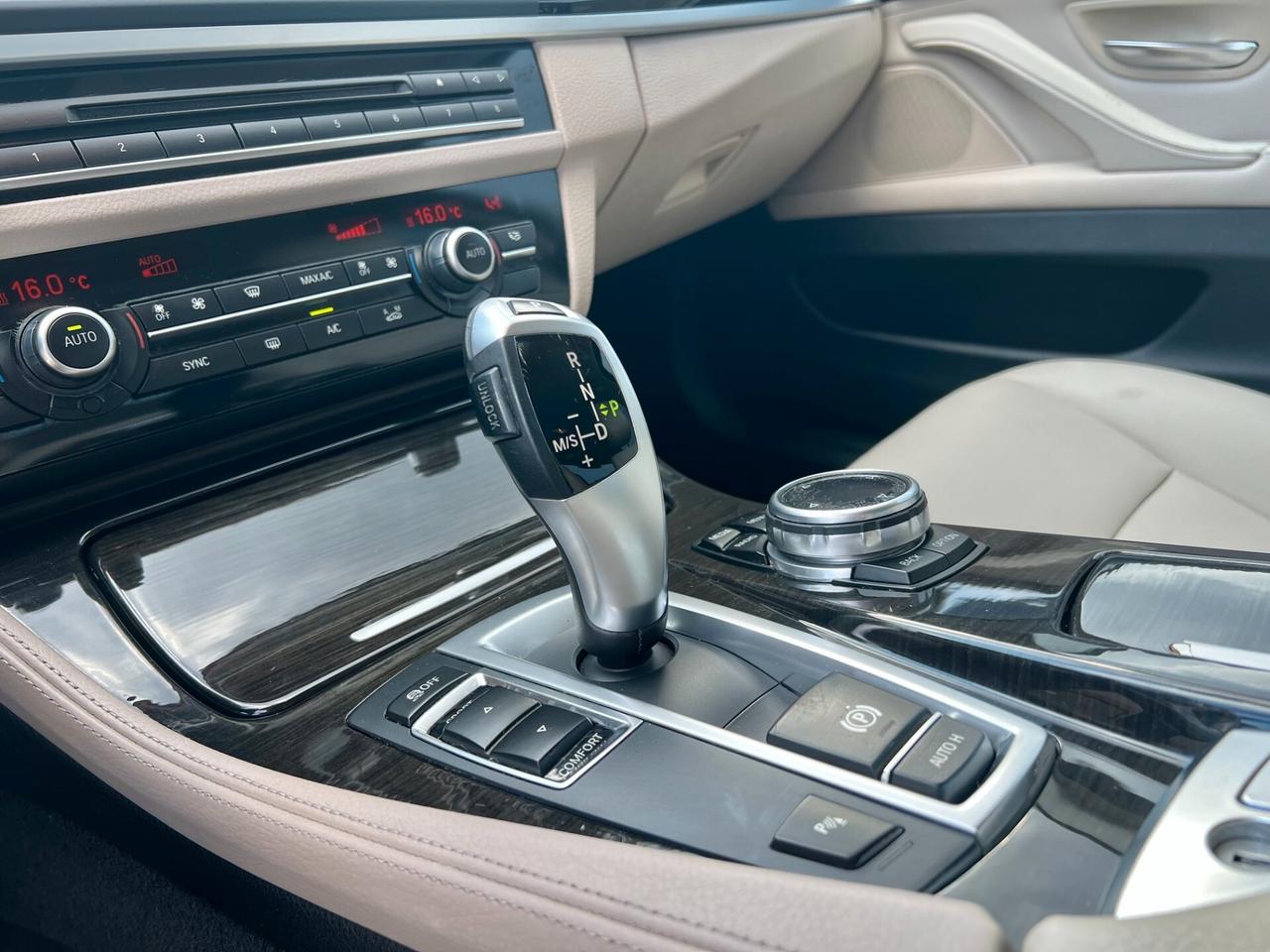 Bmw 520 d Luxury Berlina
