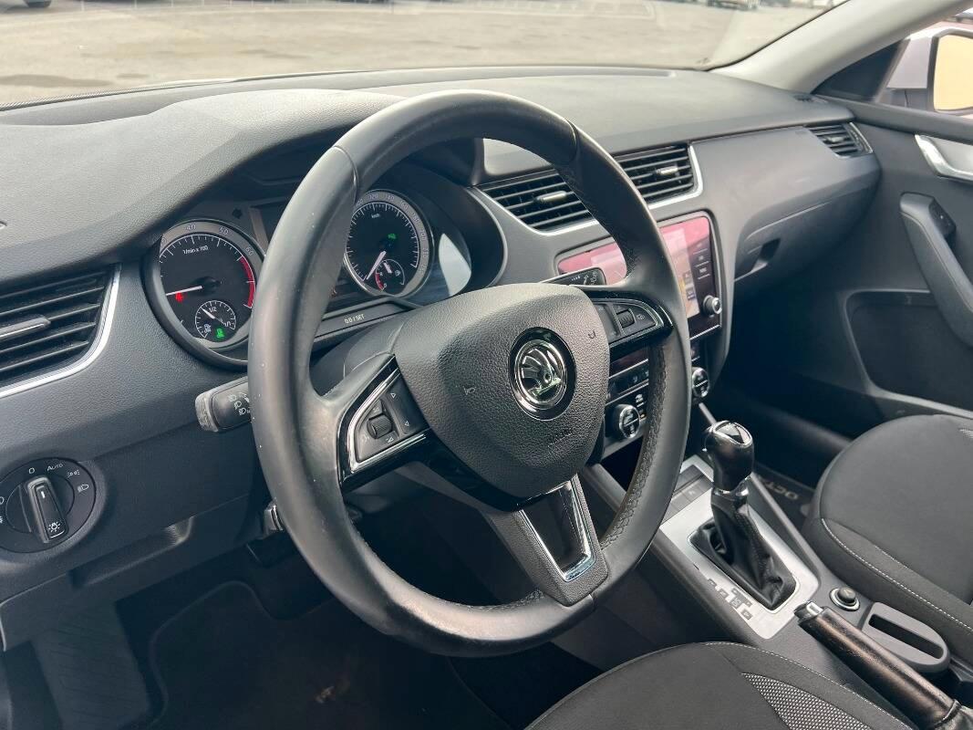 Skoda Octavia Wagon 1.5 g-tec Executive 130cv dsg