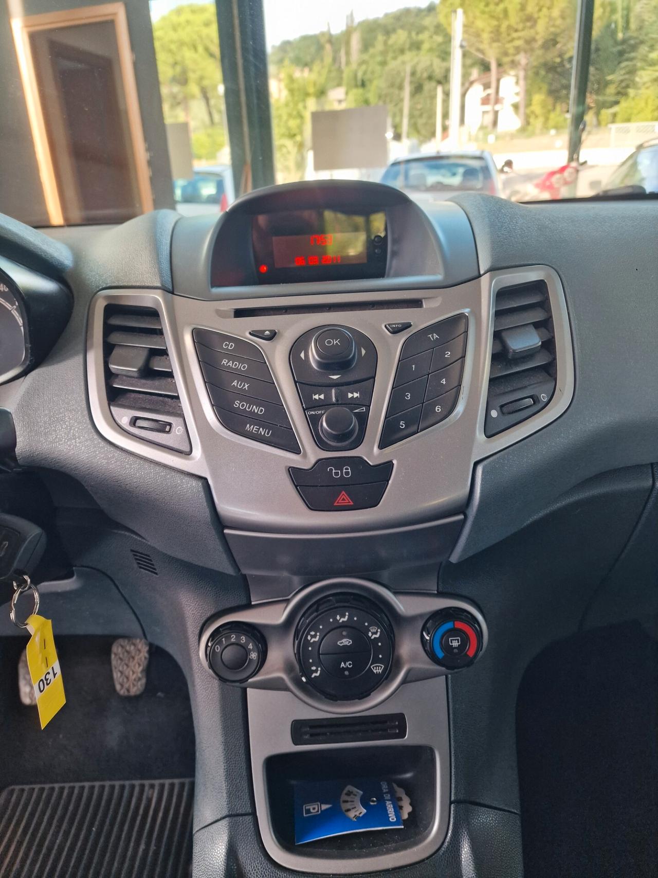 Ford Fiesta 1.4 TDCi 68CV 5 porte Titanium