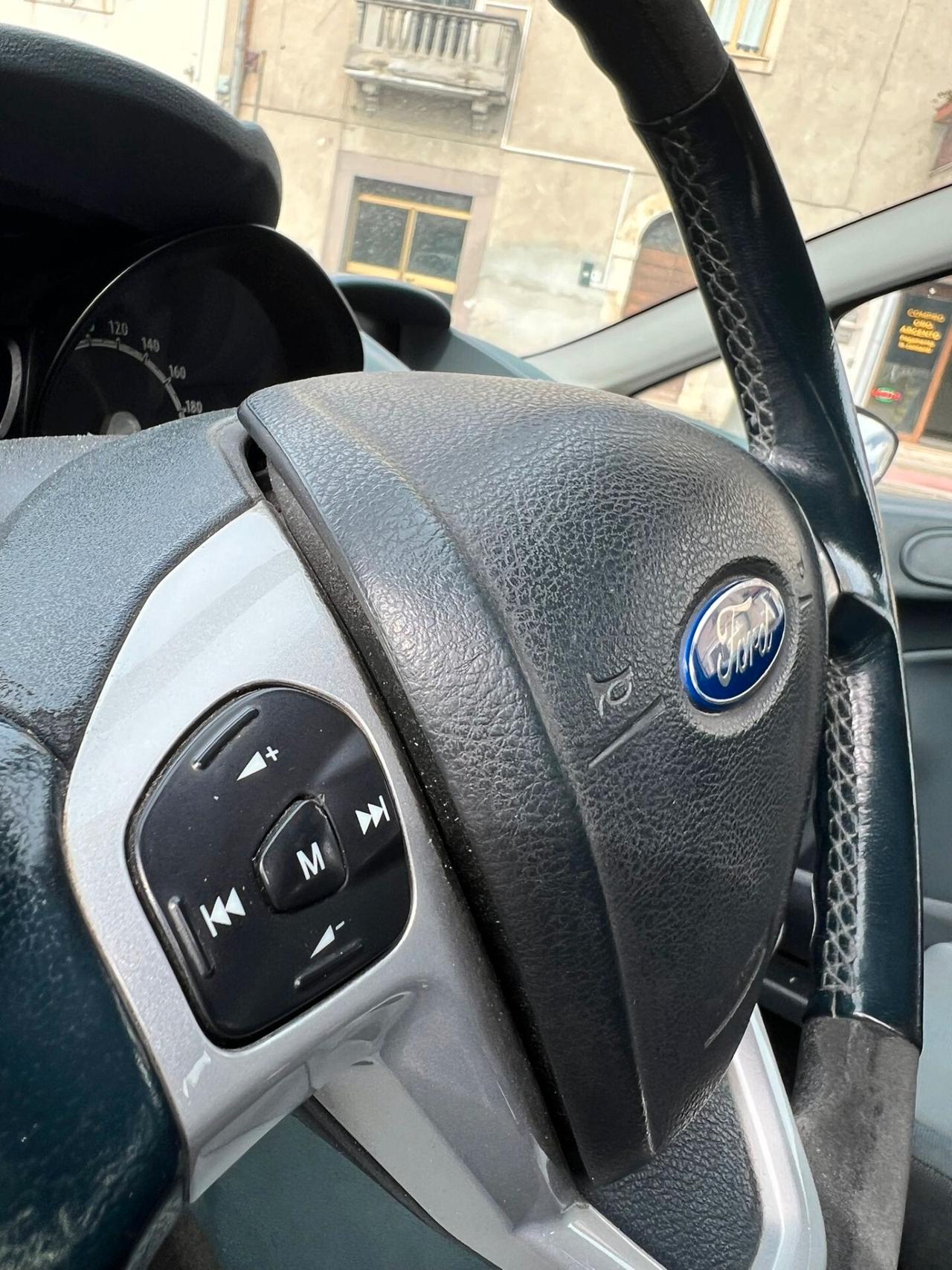 Ford Fiesta 1.4 TDCi 68CV NEOPATENTATI OK