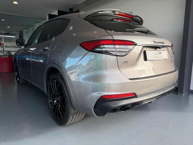 MASERATI Levante V6 Diesel 275 CV AWD Gransport Black Tetto,