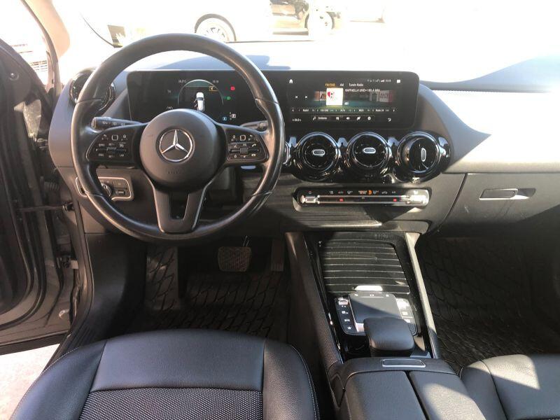Mercedes-Benz GLA 200d Automatic 2022