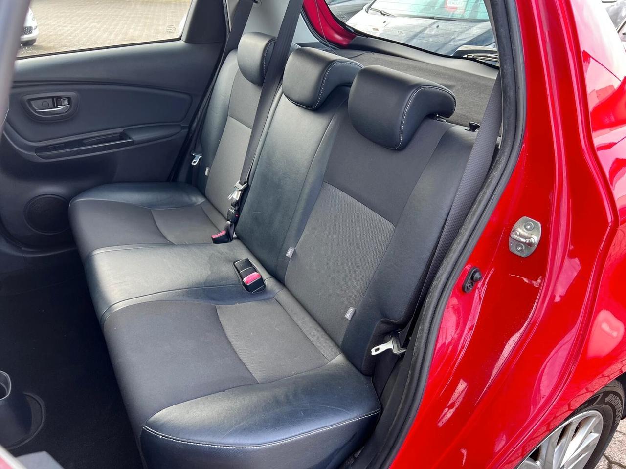 Toyota Yaris 1.0 5 porte Lounge