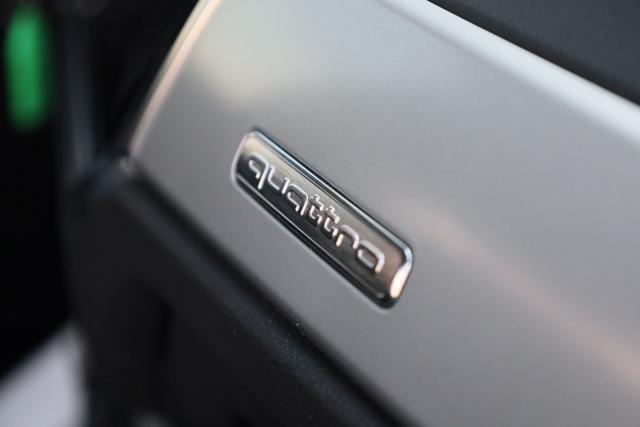 AUDI Q3 35 TDI quattro S tronic Business