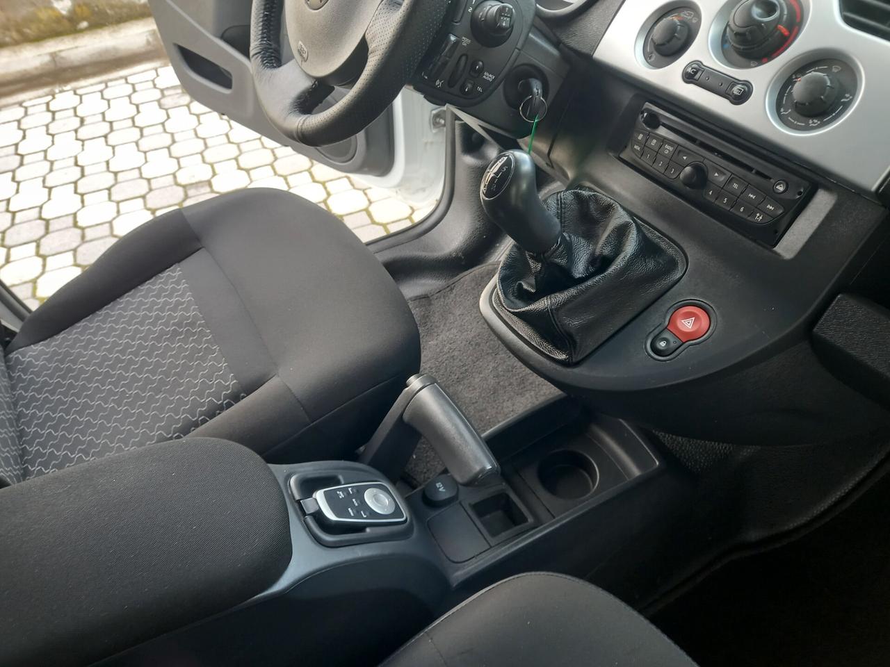 Renault Kangoo AUTOCARRO 1.5 dci 90 CV TOM TOM - PORTA LATERALE