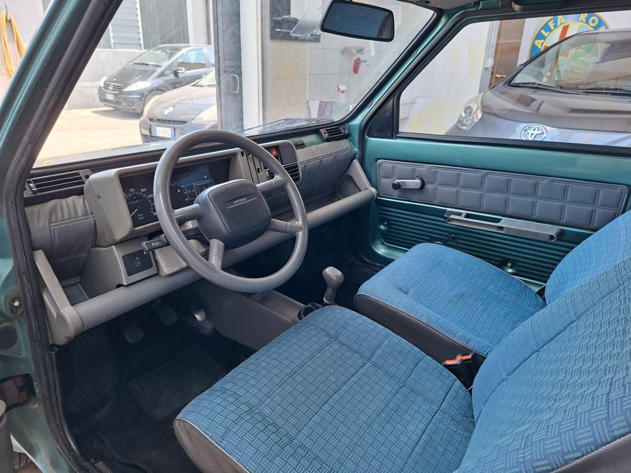 Fiat Panda 900 i.e. cat Young