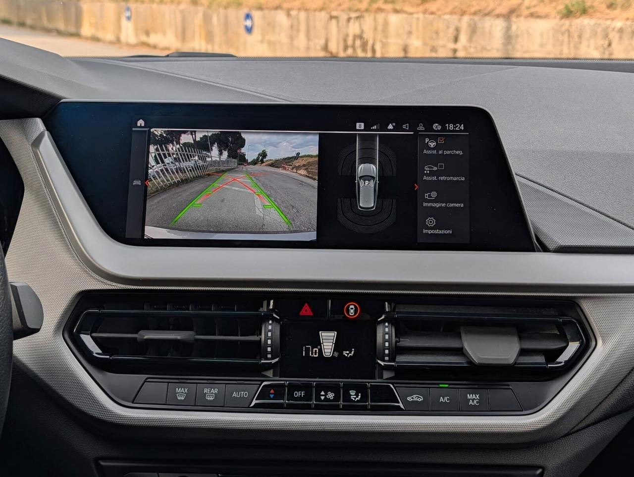 Bmw 118 118d 5p. Business Advantage