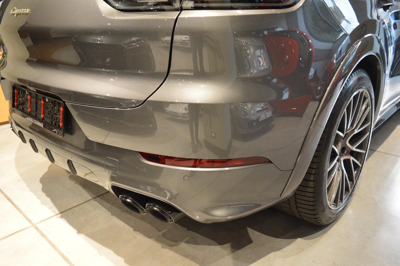 Porsche Cayenne Coupé 3.0 V6 E-Hybrid