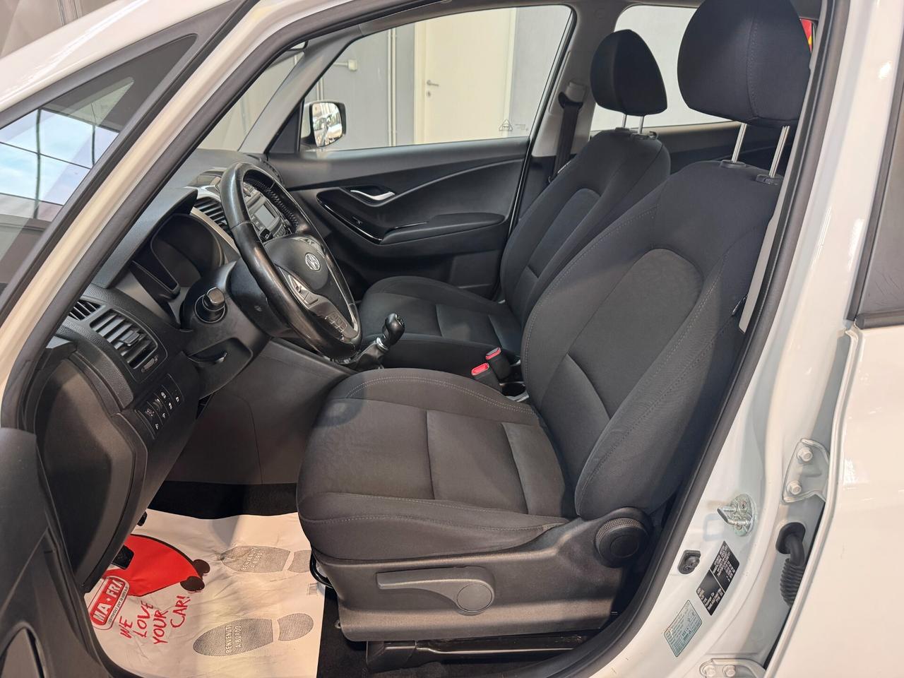Hyundai iX20 1.4 90 CV Comfort