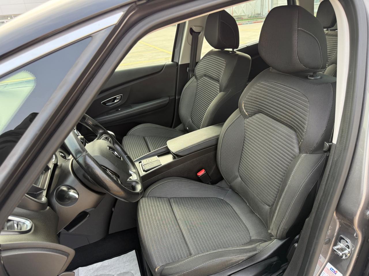 Renault Scenic 1.5 dCi 8V 110 CV NEOPATENTATI
