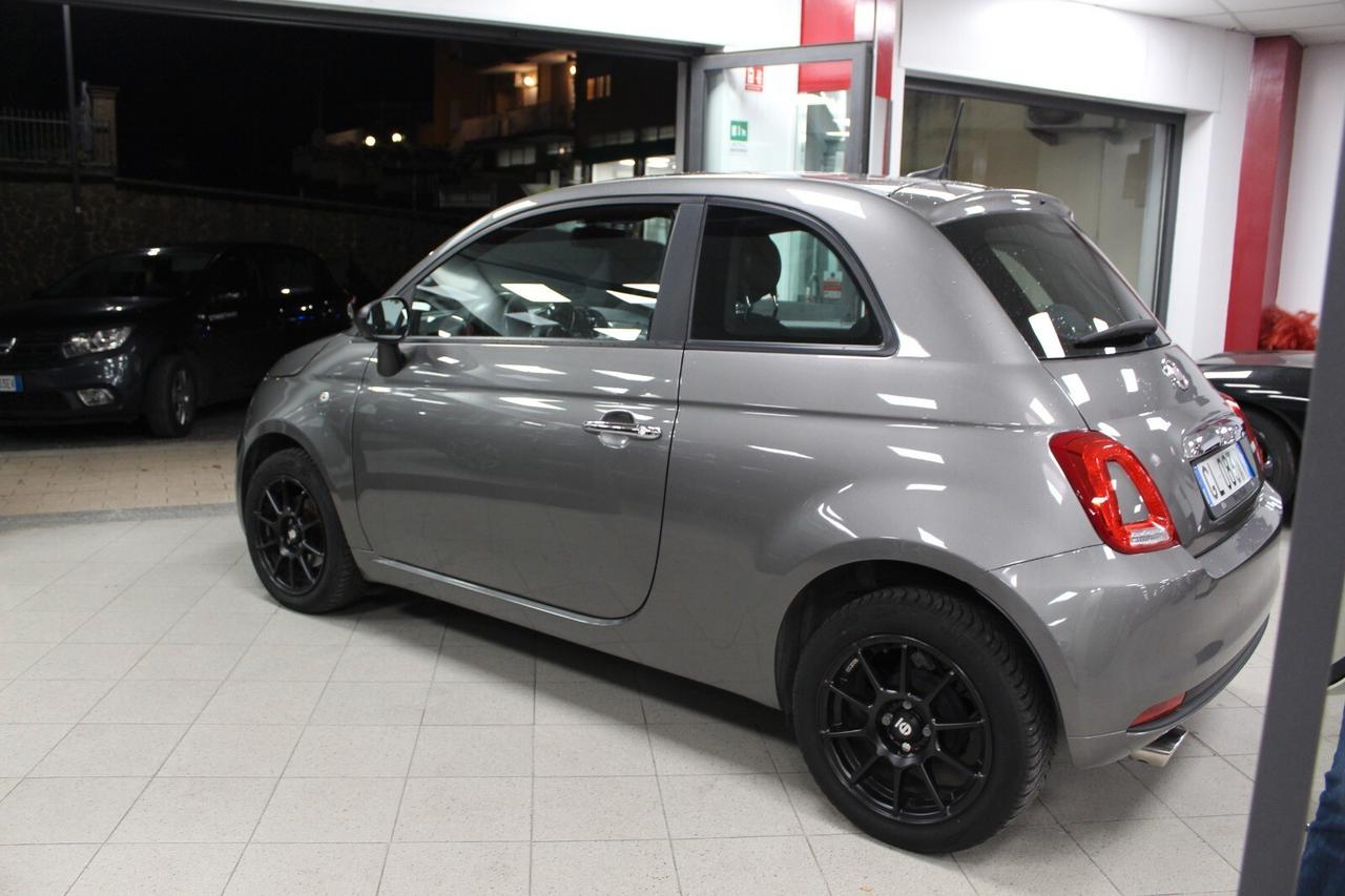 Fiat 500 1.0 Hybrid Red